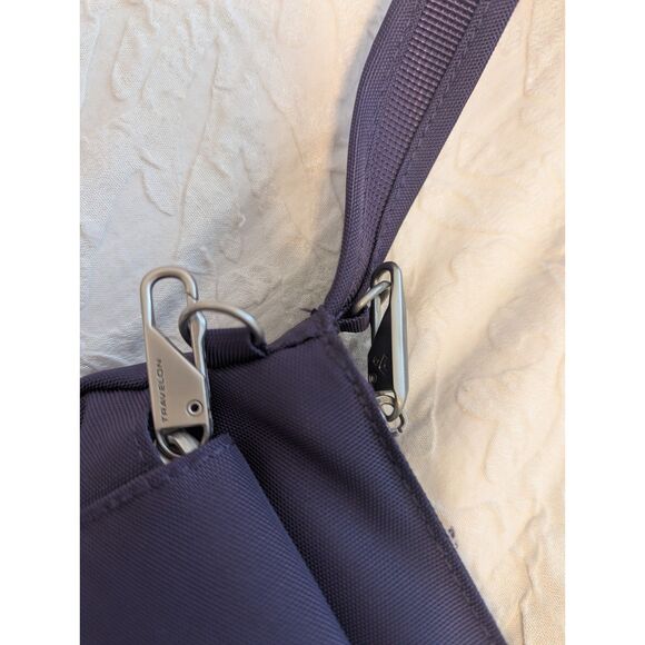 👜 Travelon Anti-Theft Classic Mini Shoulder Bag Purple - Picture 12 of 13
